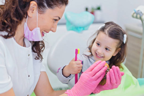 Best Tooth Extraction  in Ingram, TX